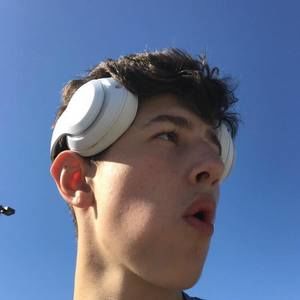 Meet your Posher, Anthony